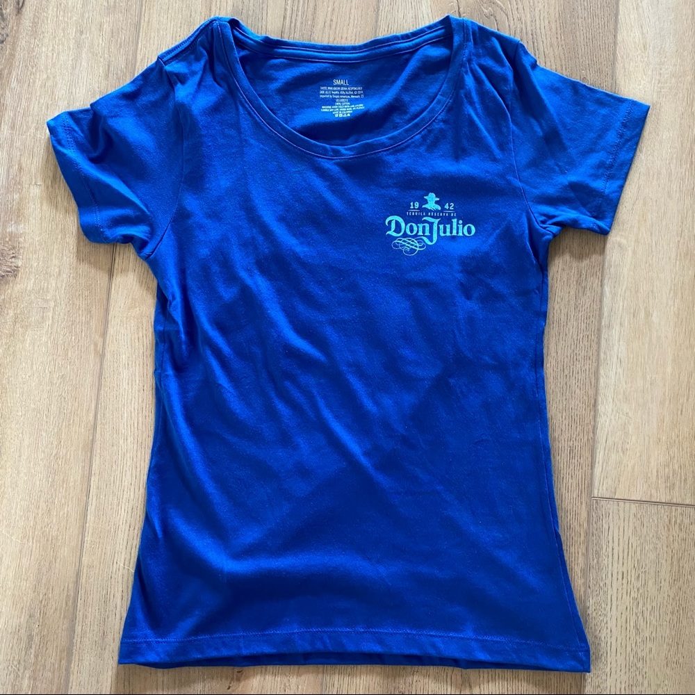 Brand New Women’s Don Julio Tequila Day of the Dead Blue Scoop Neck Soft T-Shirt